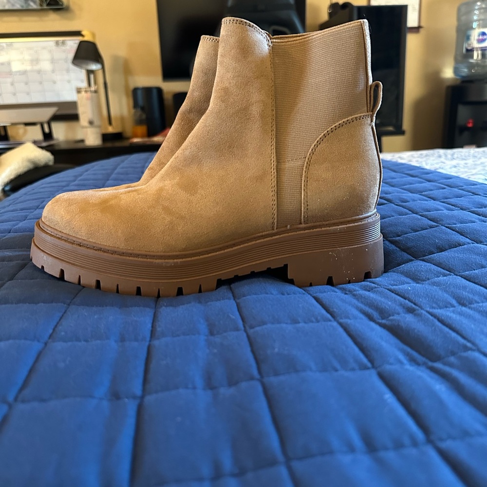 Brown boots